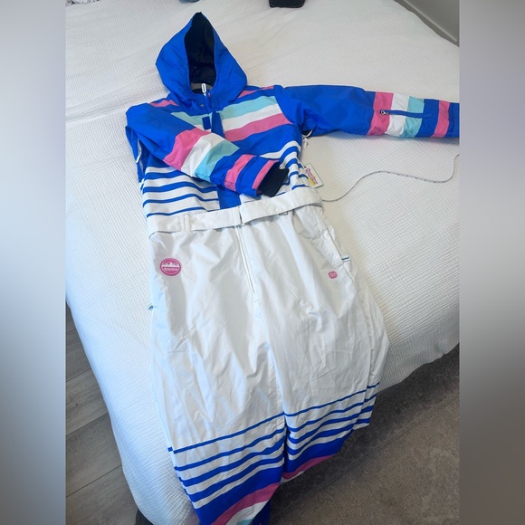 Colorful Women's Snow Jumpsuit - Picture 7 of 10